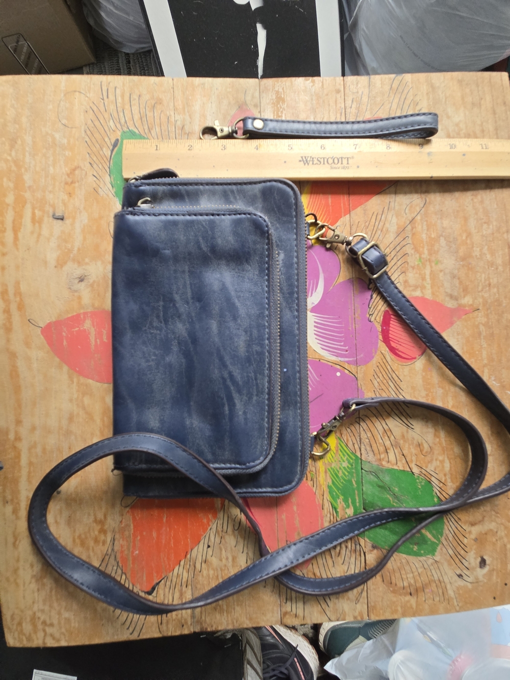 Leather Crossbody Wallet - Blue